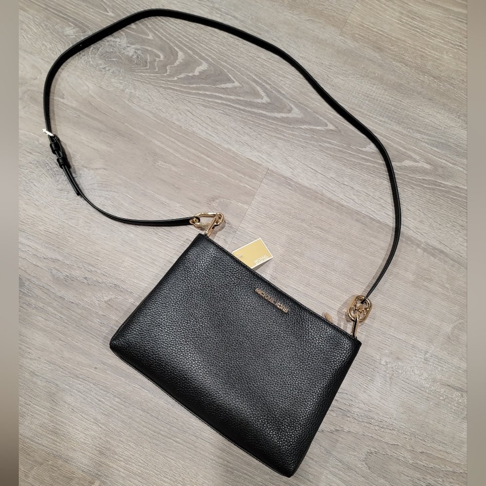 NWT Michael Kors Crossbody Purse! - Picture 3 of 11